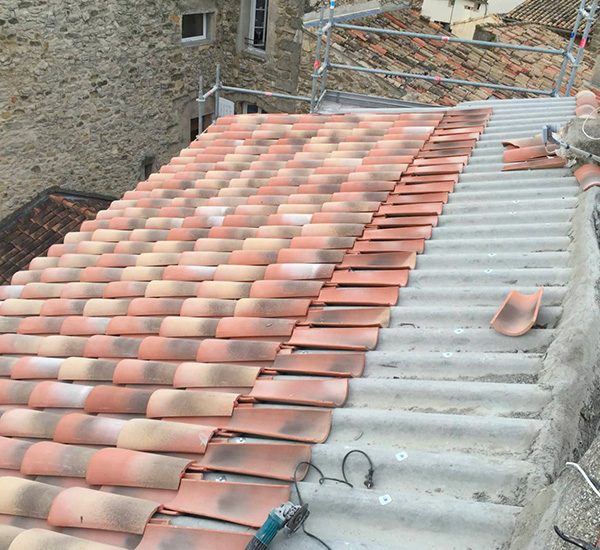 Couvreur à Frejus (83600) - FD Couverture dans le Var (83)
