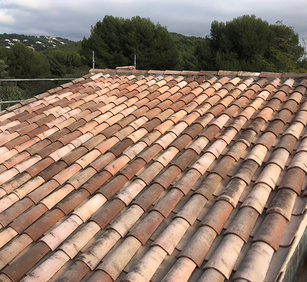 Couvreur à Frejus (83600) - FD Couverture dans le Var (83)