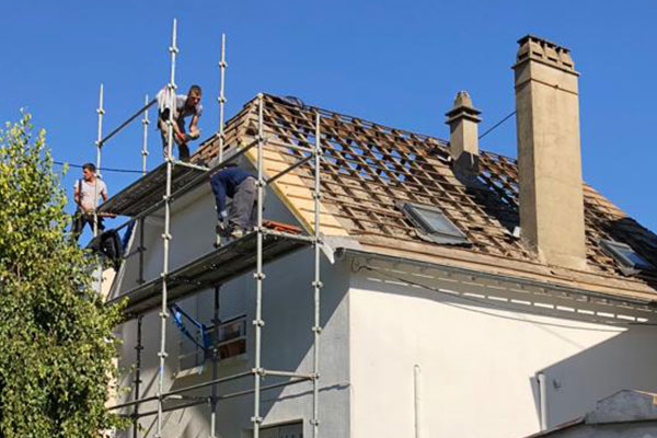 Couvreur à Frejus (83600) dans le Var (83)