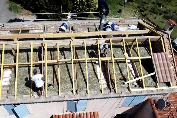 Rénovation et réparation de toiture à Frejus (83600) dans le Var (83)